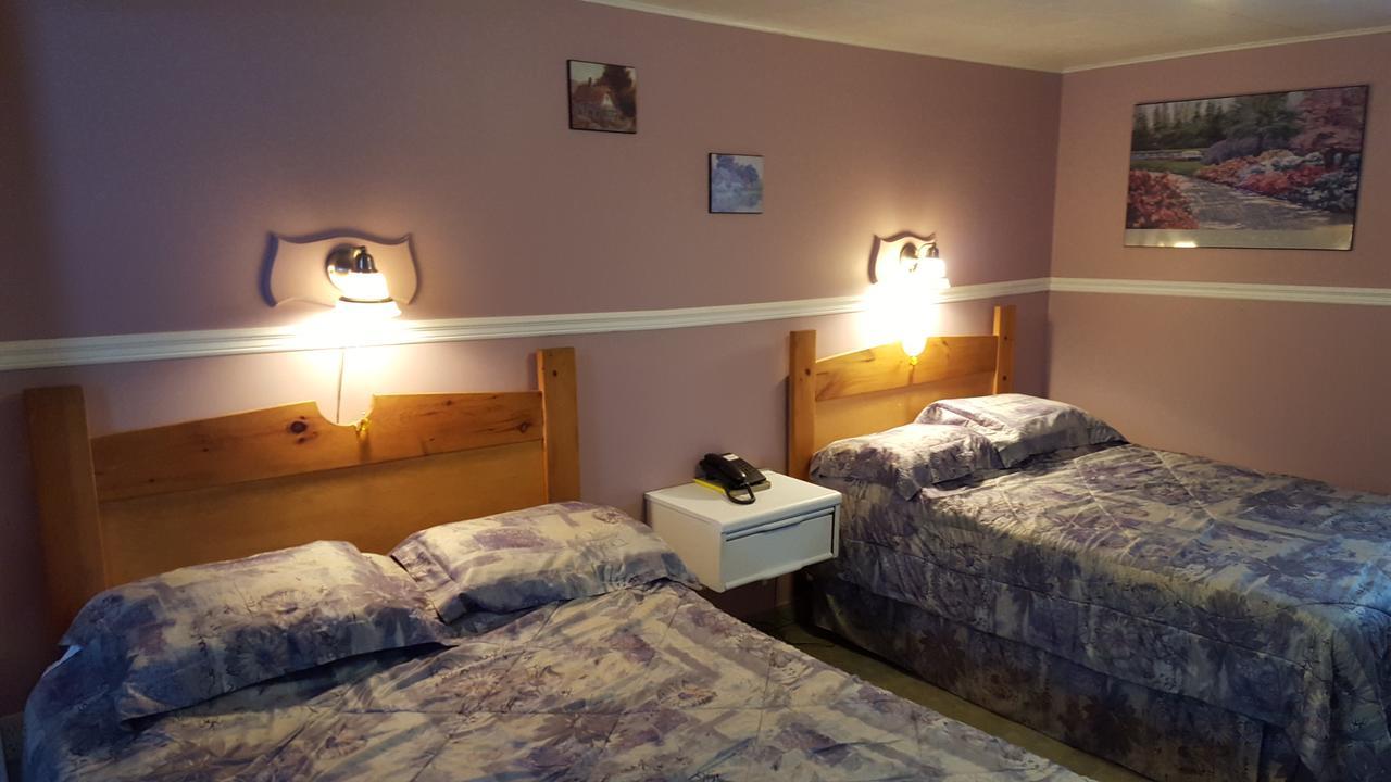 Motel Cote Ривьер-дю-Лу Экстерьер фото